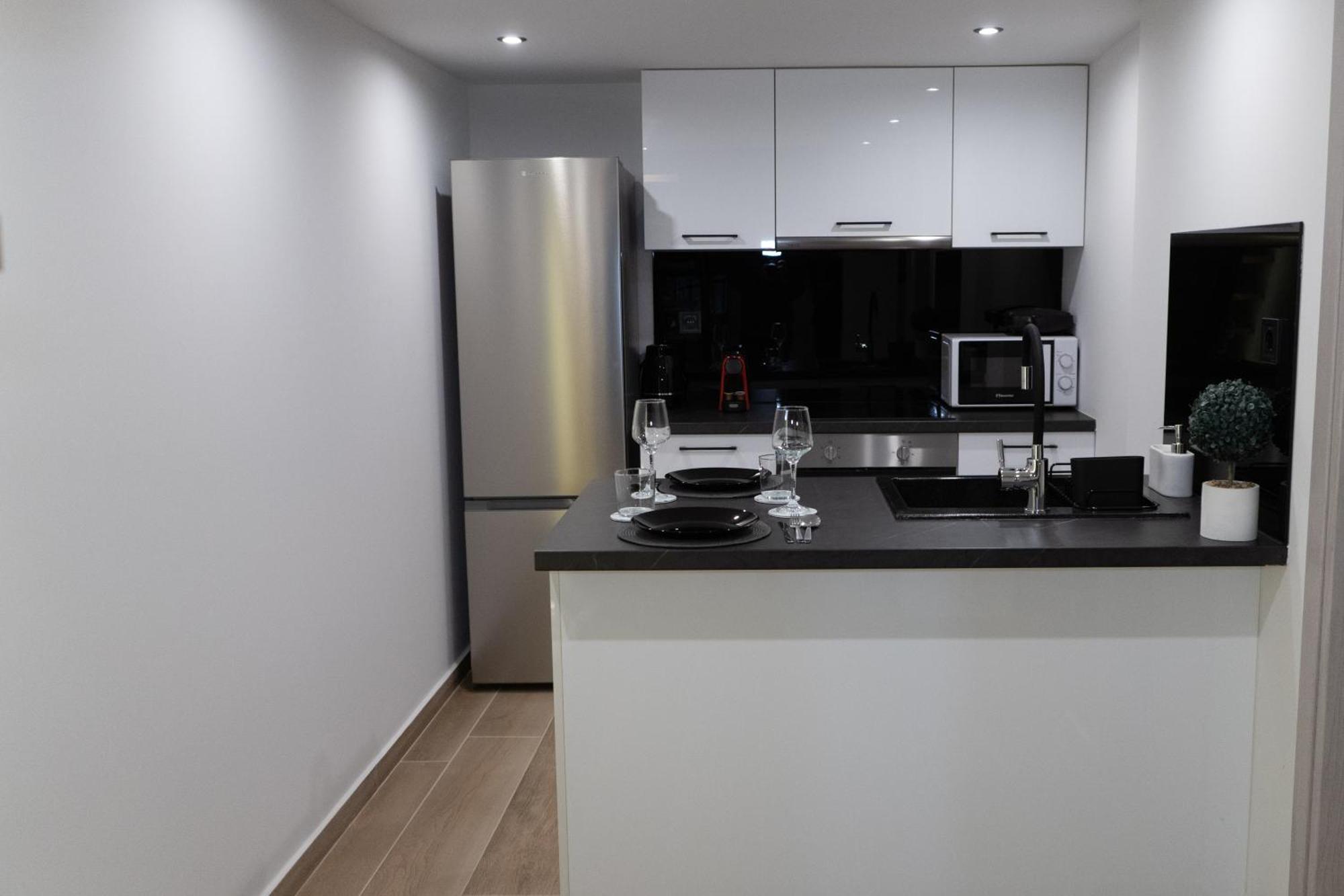 Cozyloft 2 Apartment พาทรา ภายนอก รูปภาพ